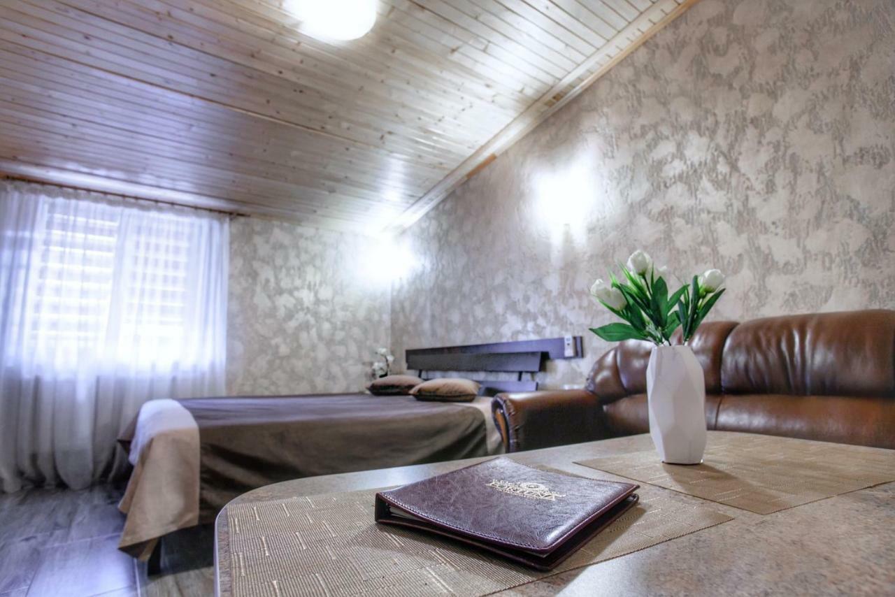 Hotel Fortuna Львов Экстерьер фото