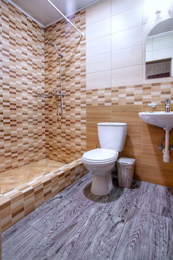 Hotel Fortuna Львов Экстерьер фото