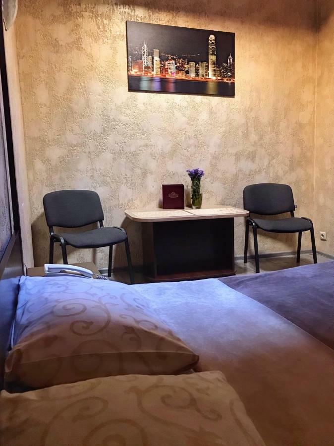 Hotel Fortuna Львов Экстерьер фото